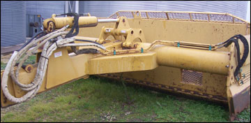 Very nice Scissor Ejection with 14 ' cut.