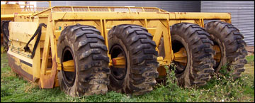 Good 20.5 x 25 tires.